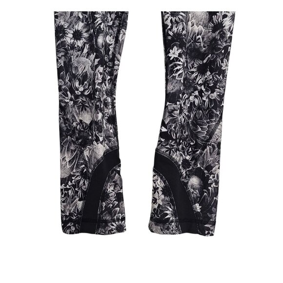 Women's - Lululemon Run: Inspire Crop II All Luxtreme Floral Leggings, Size 2 - Picture 4 of 7